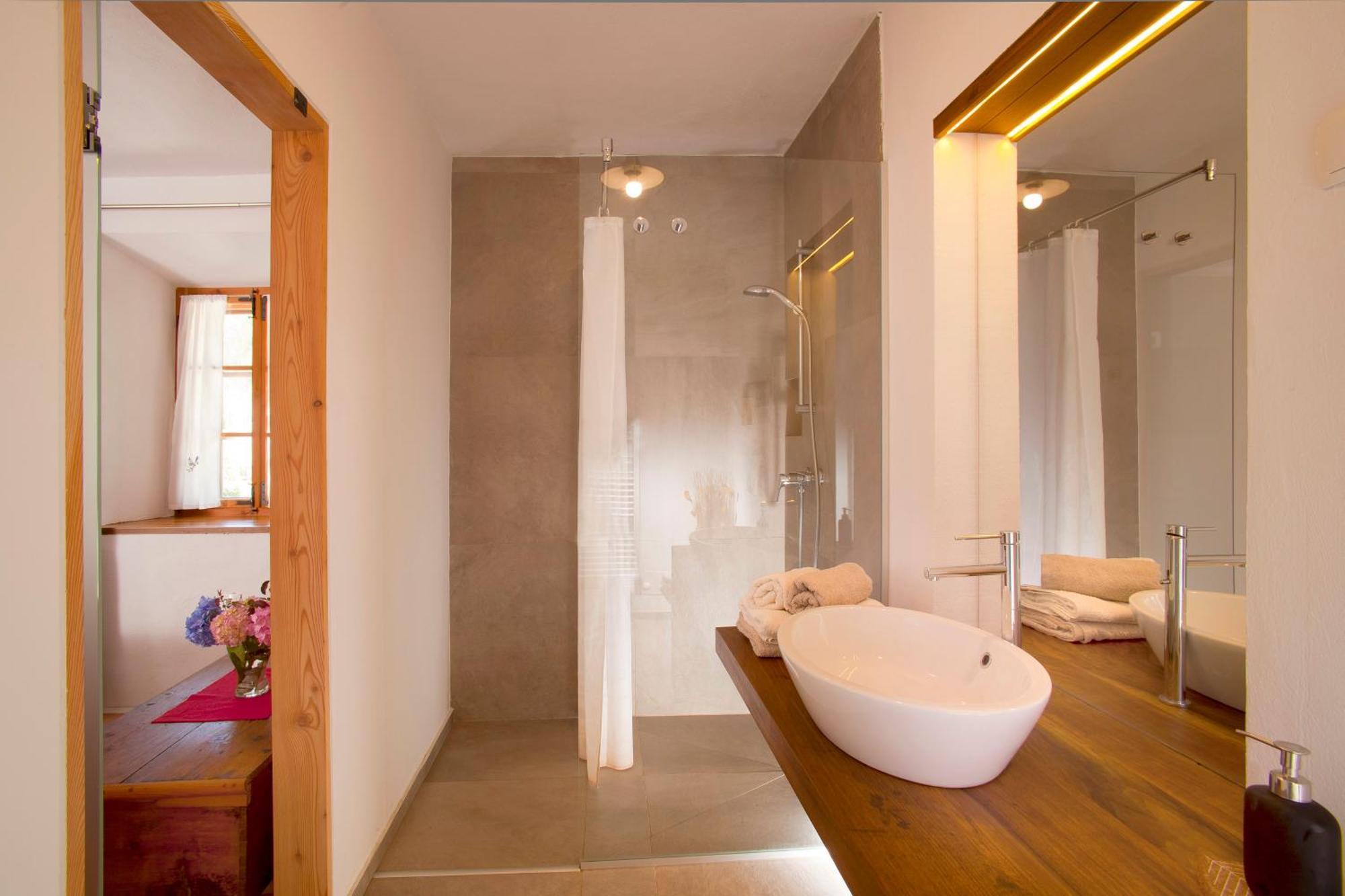 Juvanova Hisa - Apartments And Rooms Luce Bagian luar foto