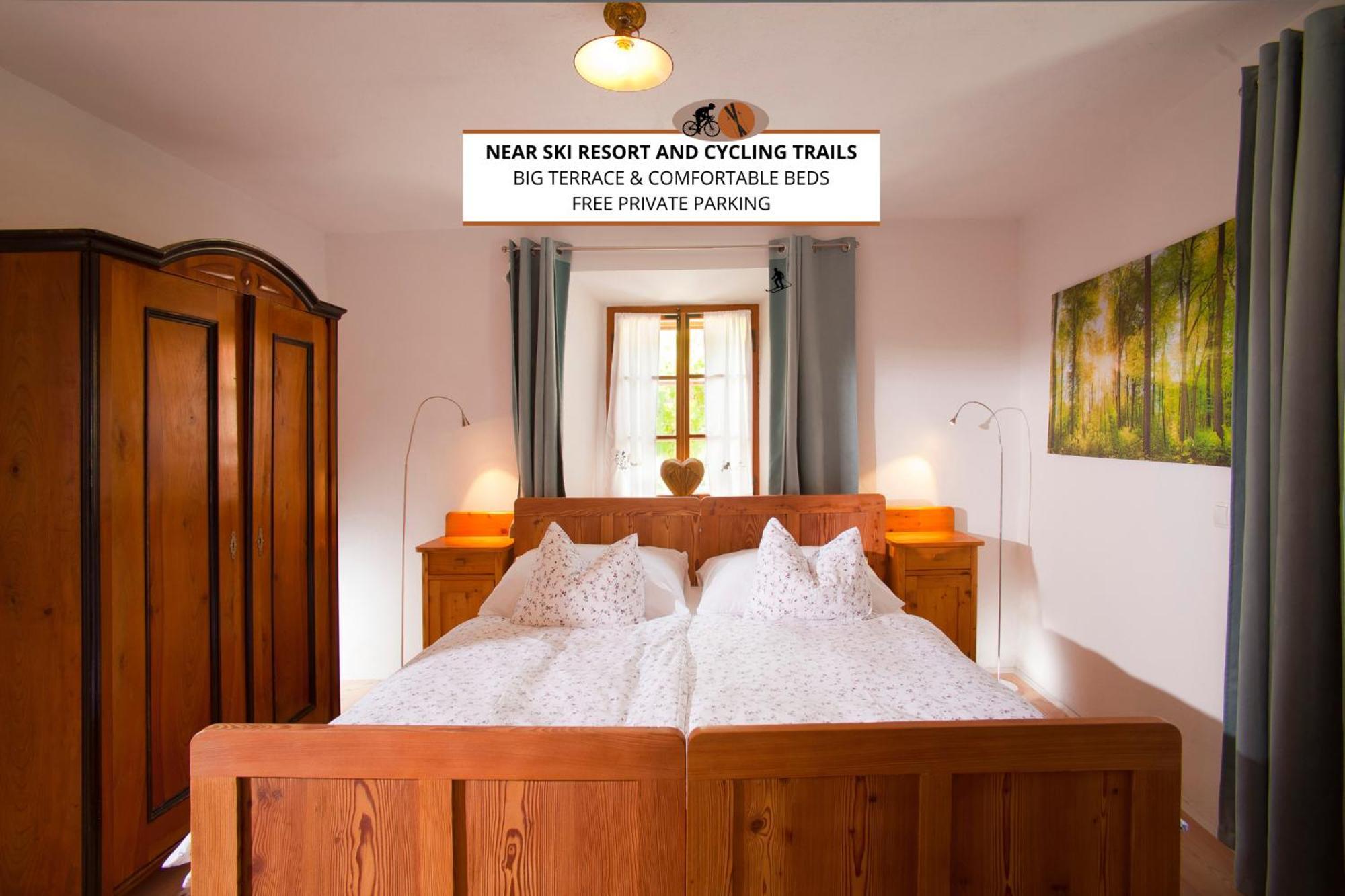 Juvanova Hisa - Apartments And Rooms Luce Bagian luar foto